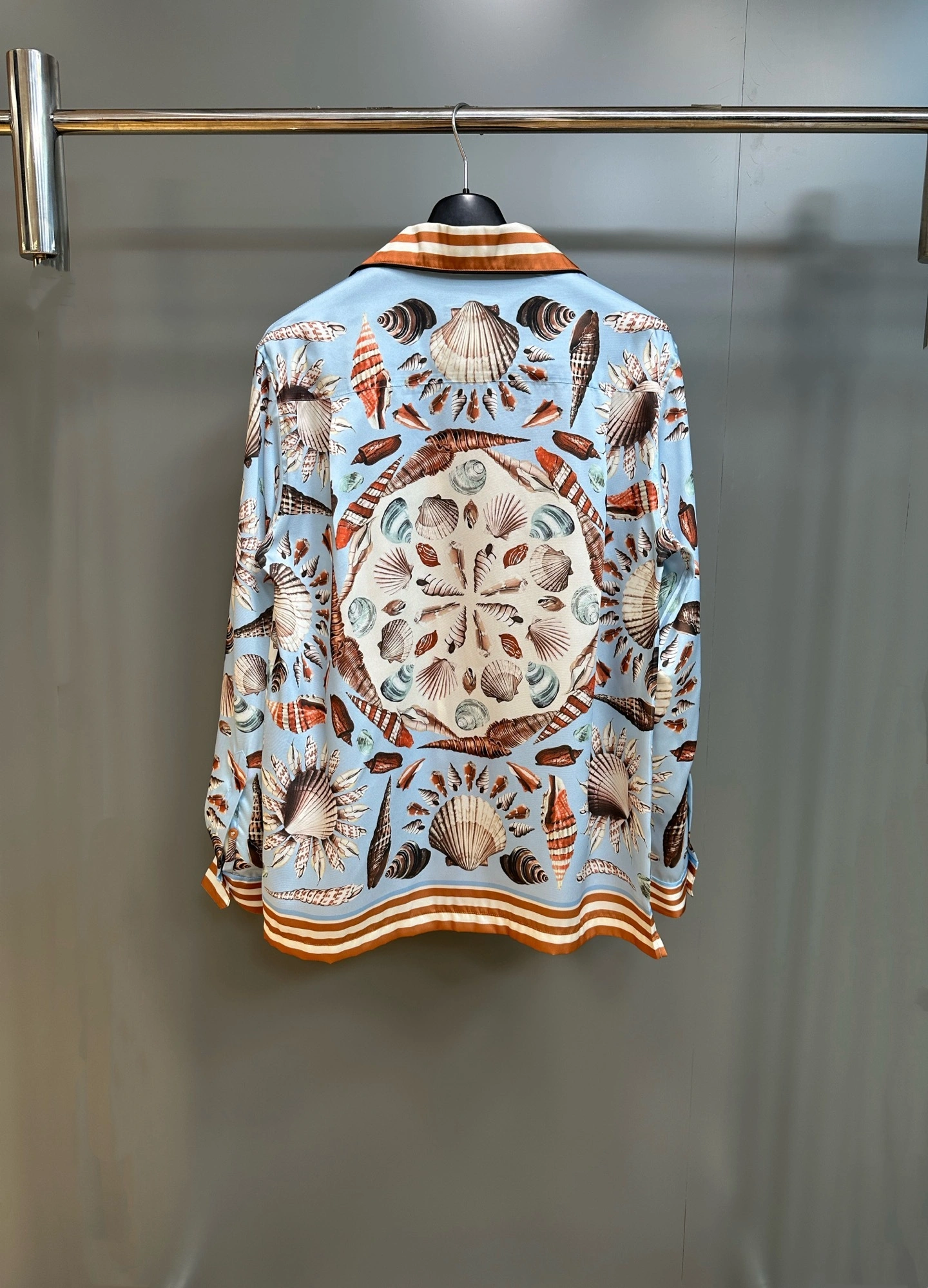wg.luxury-- 4o835& mulberry silk oversize item: E-F409I1512